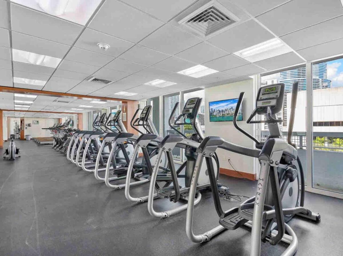 Brickellriver Loft With Parking & 12 Min To South Appartement